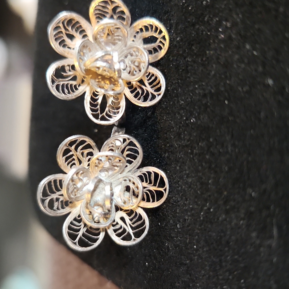 Vintage Mexico Silver 925 Floral Clip Earrings Filigree Screwback